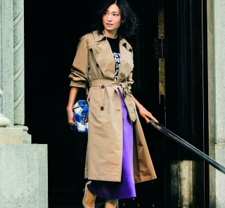 3/6 Tue.定番の【トレンチコート】はパープルをはさむと旬顔に