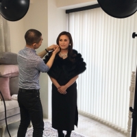 ミスユニバースメイクで立体感のある小顔へ