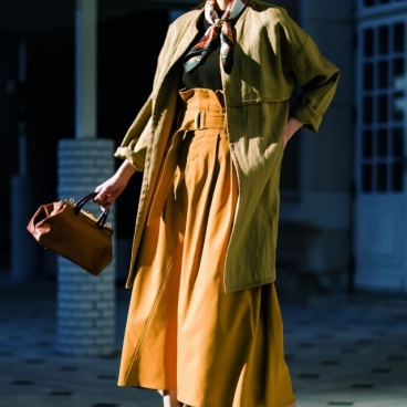 リネン 新しい40代 のためのファッション ライフスタイル誌 Story