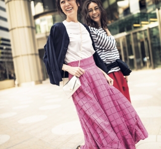 5/26 Sat. 【ピンクスカート】はTシャツ合わせで大人フェミニンにキマる！