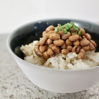 海外ではモノづくりに精を出す!