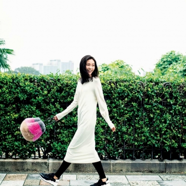 アディダス 新しい40代 のためのファッション ライフスタイル誌 Story