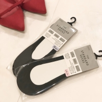 ダイソーの脱げないカバーソックス