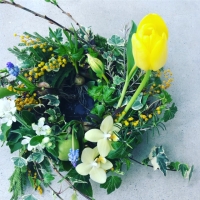 冬から春...巡る季節をリースで