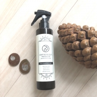 マッサージ不要！スプレーするだけでリフトアップを叶える魔法のようなミスト☆