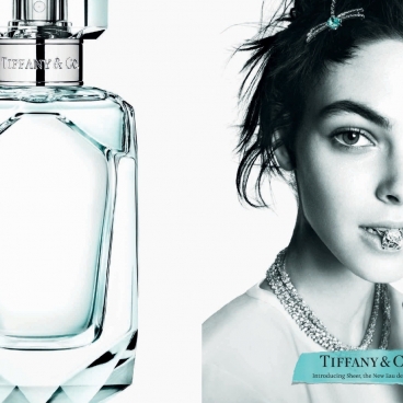 ティファニー 新しい40代 のためのファッション ライフスタイル誌 Story