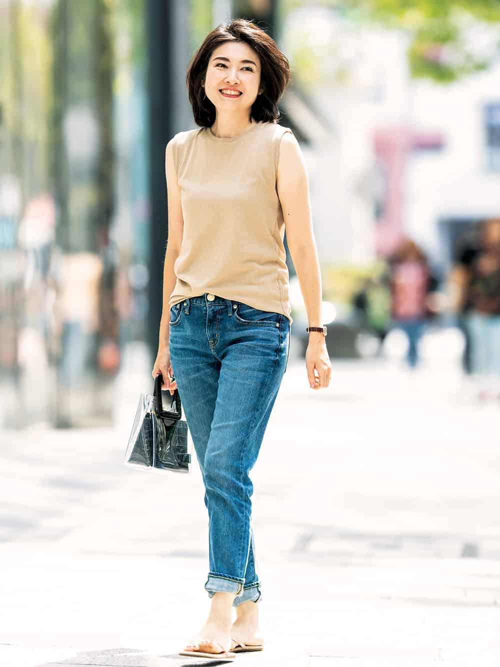 街のオシャレ40代SNAP！August④】夏のデニムは小物を涼しげに