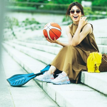 q 服装 新しい40代 のためのファッション ライフスタイル誌 Story