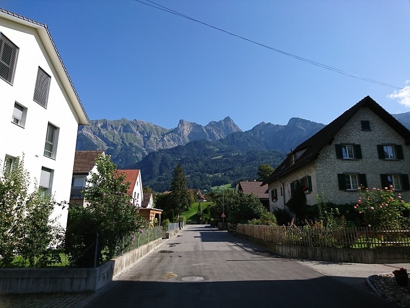 スイス ドイツの旅 ハイジの村へ Story ストーリィ オフィシャルサイト