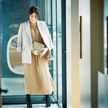 ドット柄コーデ 新しい40代 のためのファッション ライフスタイル誌 Story