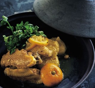 鶏手羽先とじゃがいも餅の塩ゆず肉じゃが【プロに聞いたお家ごはんレシピ】