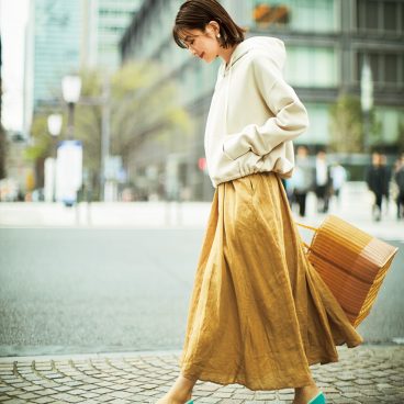 大人のおしゃれパーカーコーデ 新しい40代 のためのファッション ライフスタイル誌 Story 大人のおしゃれパーカーコーデ 新しい40代 のためのファッション ライフスタイル誌 Story