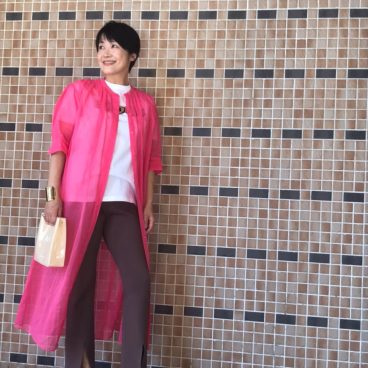 ロングシャツコーデ 新しい40代 のためのファッション ライフスタイル誌 Story