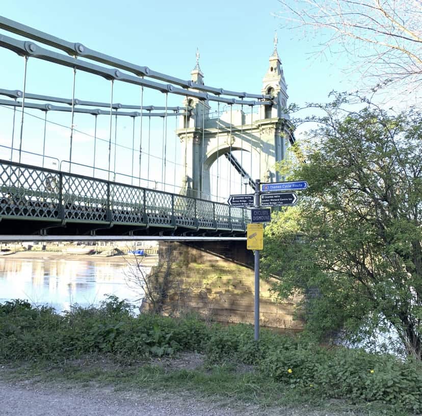 Hammersmith bridge