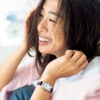 カジュアルにもフェミニンにも、ONの日もOFFの日も「シーンレスなウォッチ」が、日々のお守りになる！
