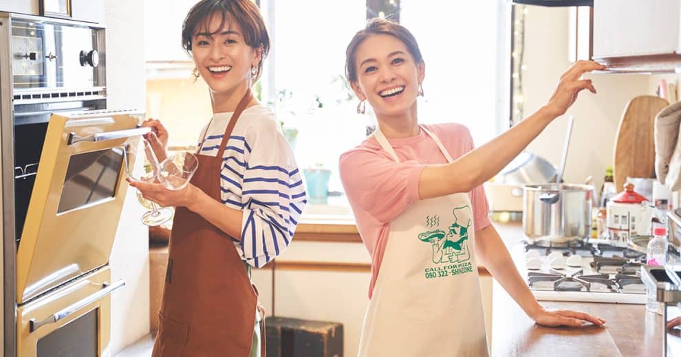 稲沢朋子さん、クリス-ウェブ佳子さん