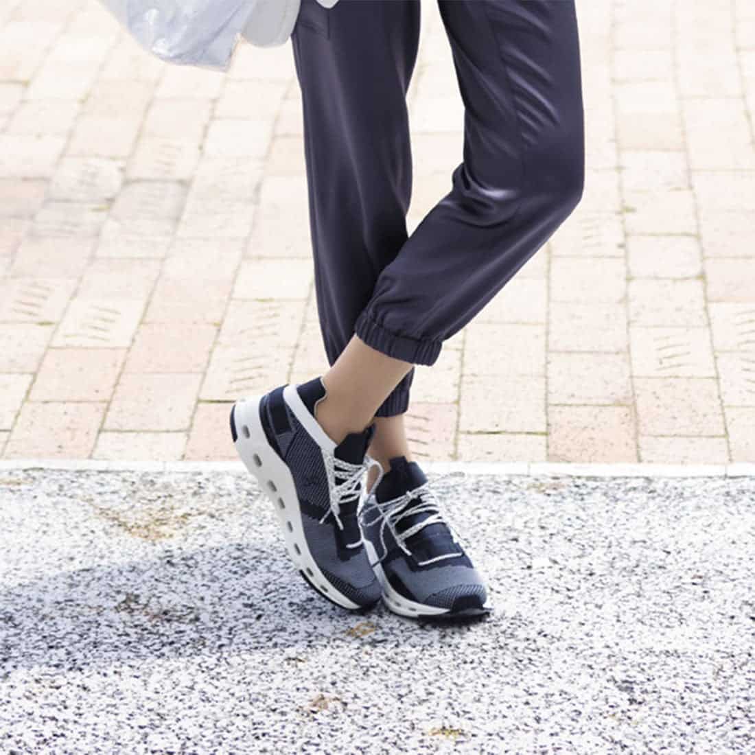 履き心地も抜群 大人の 映えスニーカー 5選 ここから買えます Story ストーリィ オフィシャルサイト