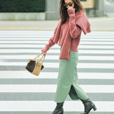 葛岡碧ちゃん私服着用❤️ニットカーデ 葛岡碧｜「新しい40代」のためのファッション＆ライフスタイル誌 [STORY]