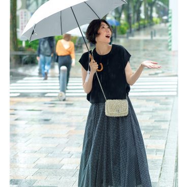雨の日コーデ 新しい40代 のためのファッション ライフスタイル誌 Story