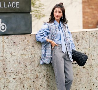 【ツイードジレ】はコンサバで難しい？ならばカラーとコーデでハンサムに！