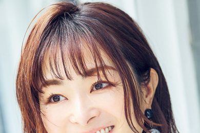 顔周りの「ひし形フレーム」で輪郭をスッキリ見せ【40代の−5歳見えヘア】