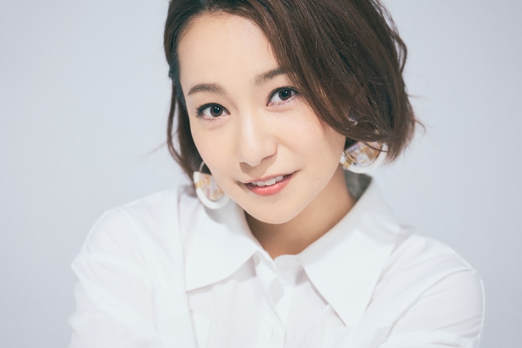 三船美佳さん、波瀾万丈な40年「やっと居場所を見つけました」 – STORY