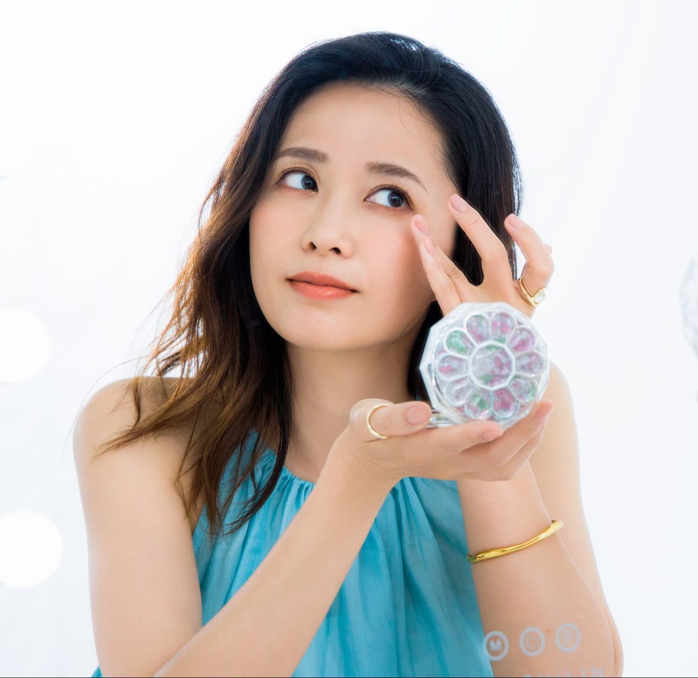 若手芸人パーフェクトカタログ : インタビュー&プロフィールで素顔に超