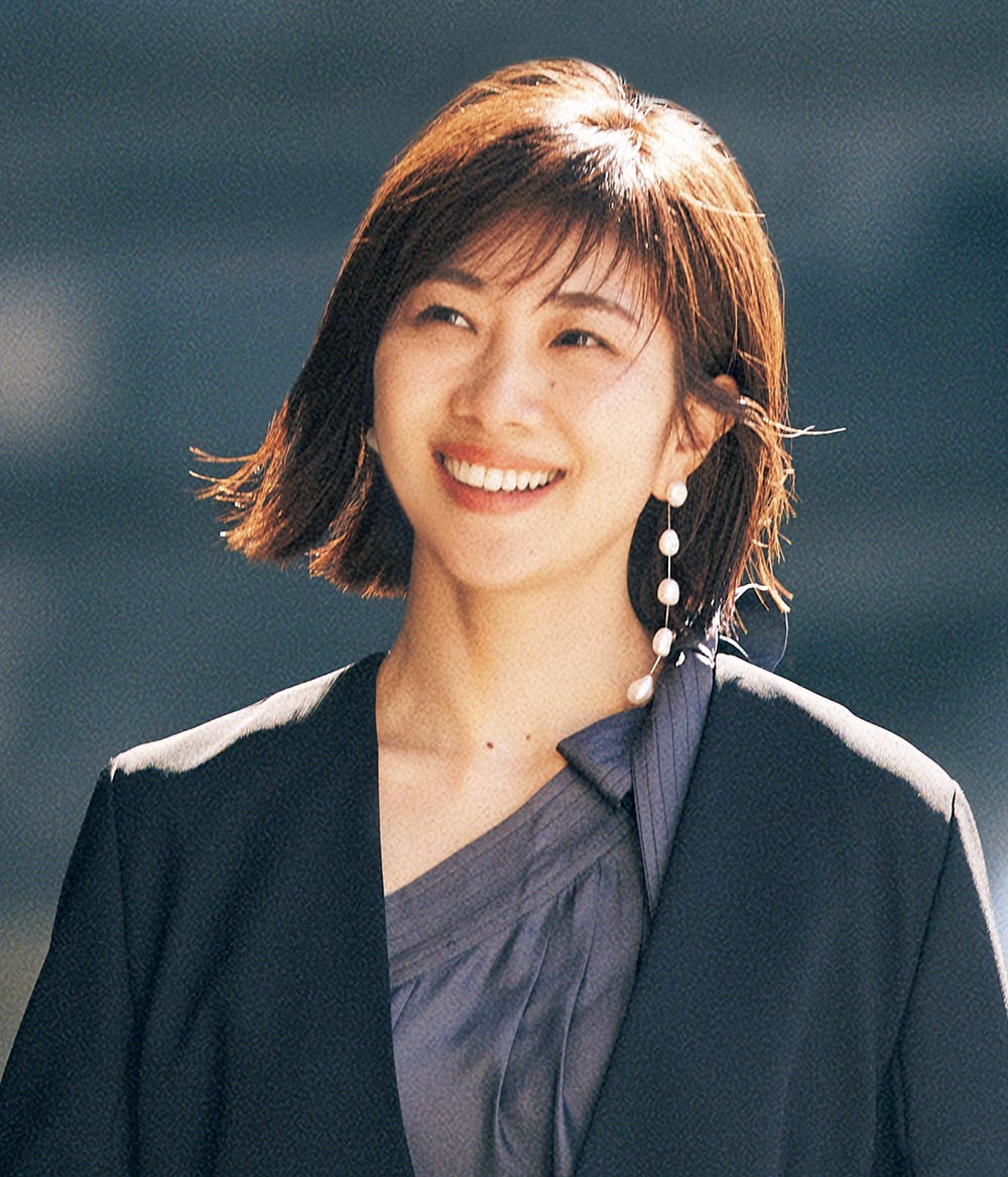 潮田玲子美人 潮田玲子さん、試着せずに失敗…”無駄買い”を経て自分なりのオシャレを発見！ – STORY [ストーリィ] オフィシャルサイト