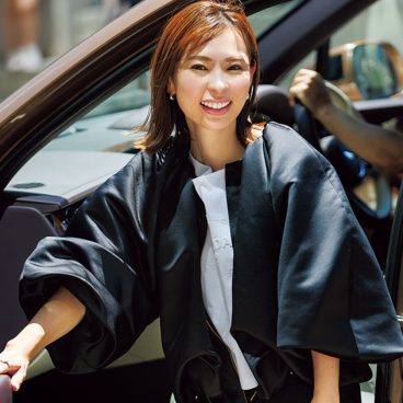 関西のオシャレ40代は旬の「甘辛」でカジュアルを更新！【コーデ3選