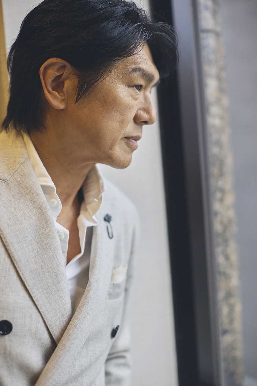 高橋克典さん（59）父として子育てのモットーは？「全然ないです
