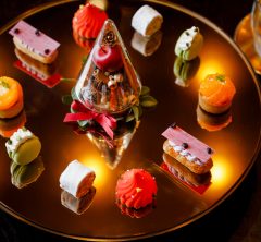 この時期ならではの華やぎ♡ 京都の「ホテルアフタヌーンティー」はティーペアリングも楽しめる!