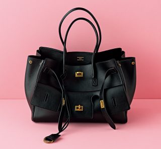 【ルイ・ヴィトン＆バレンシアガ】40代憧れブランド2つからSTORYスタイリストが狙うアイテムは？