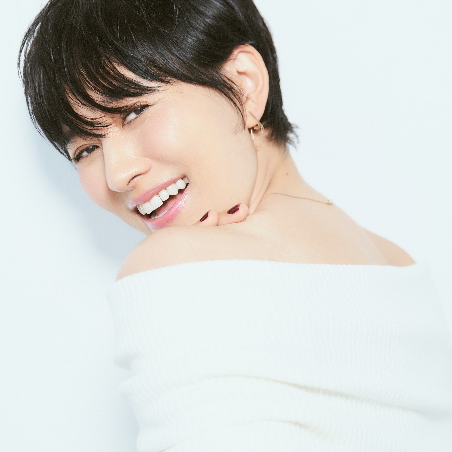 Vorlage: 【特別カット集】こんな菊川怜さん(46)見たことない! 素敵すぎるデニム姿とハッピーオーラにスタッフ一同も釘付け♡ – STORY 【特別カット集】こんな菊川怜さん(46)見たことない! 素敵すぎるデニム姿とハッピーオーラにスタッフ一同も釘付け♡ – STORY Illustration