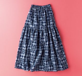 STORYスタイリストが狙う！1枚で最旬が叶う「春スカート」2選