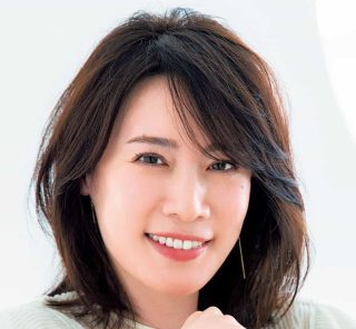 長め前髪×くびれボブでふんわりボリュームUP【40代の−5歳見えヘア】