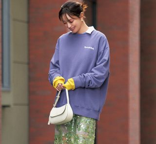 蛯原友里さんが着こなす！40代の最旬「カラーコーデ」2選