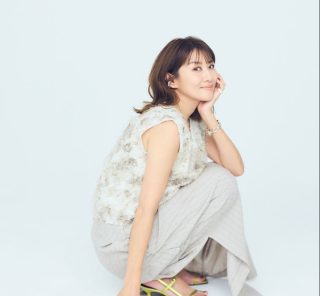 47歳でこの佇まい…【藤崎奈々子】さんの“年齢不詳”感がすごい〈特別カット集〉