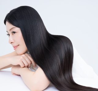 圧倒的な美髪を持つ【ヘアパーツモデル】が愛用している「シャンプー・トリートメント」なら間違いない！ 