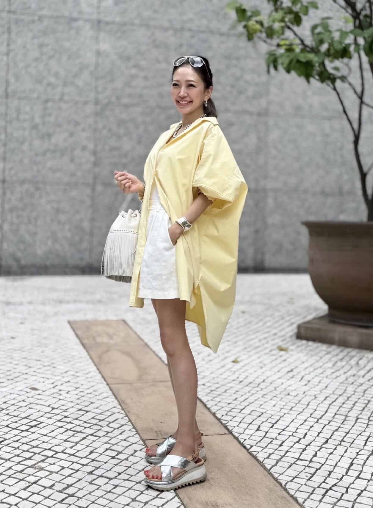 新品 フェラガモ 40 ベージュ コットン パンツ