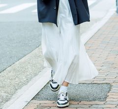関西読者のスカート×スニーカーコーデ