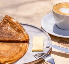 “シュガーバタークレープ”が主役!軽井沢のハルニレテラスに、「Hygge by ØC(ヒュッゲ バイ オーシー)」がオープン