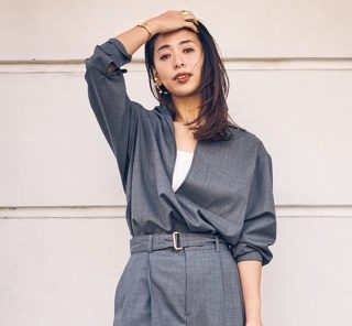 濡れじみ代表”リネンやウール”が着られる！「高機能オシャレ撥水アイテム」【コーデ2選】