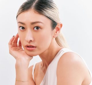 モデル・山田優さん（40）の「美容ルーティンと愛用名品」これだけは！