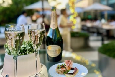 南仏リゾート発祥のセレブリティイベント、グランド ハイアット 東京の「ソワレ ブランシュ」とは？