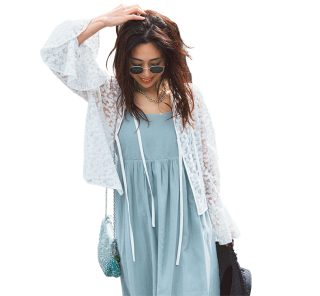 40代に必要なのは毎着られる名品！【レースブラウス】着回しコーデ3選