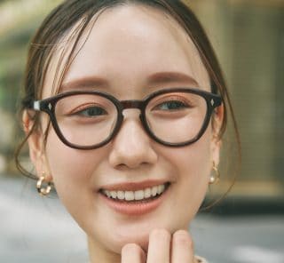 オシャレ40代の夏の【アイウェア】徹底SNAP！＜コーデ18選＞