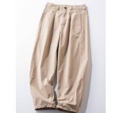 一着あると心強い「名品ワイドパンツ」をスニーカーやサンダルで着回し！【コーデ3選】