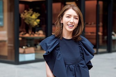 時短でおしゃれが叶う！夏のワンツーコーデに効く「華やかトップス」5選