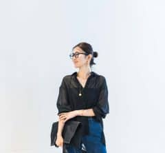 マンネリコーデを新鮮に見せるには、ユニクロデニムのアップデートが効く！［最旬デニム3選］