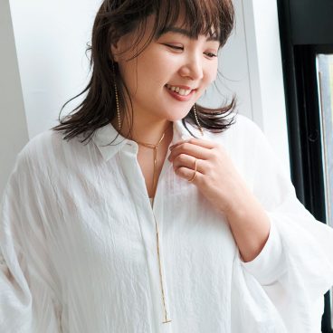 雑誌STORY最新号 野呂佳代さん着用　ジェニファーオーレット　ワイドベルベット 雑誌STORY最新号 野呂佳代さん着用 ジェニファーオーレット